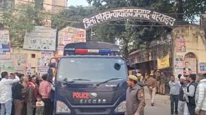 बहराइच हिंसा मामले में एक अभियुक्त को फांसी, 9 को उम्र कै़द