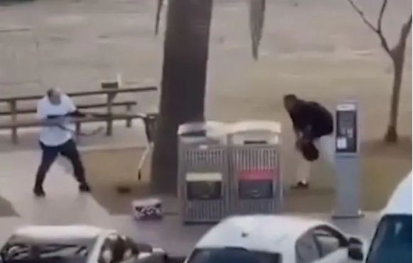 साजिद और नवीद अकरम: ऑस्ट्रेलिया के बोंडी बीच पर हमला करने वाले पिता-पुत्र के बारे में क्या पता है?