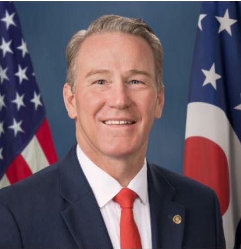 अमेरिकी सीनेटरों का रूस के खिलाफ नया दांव, रूसी तेल की खरीद पर रोक के लिए पेश किया बिल