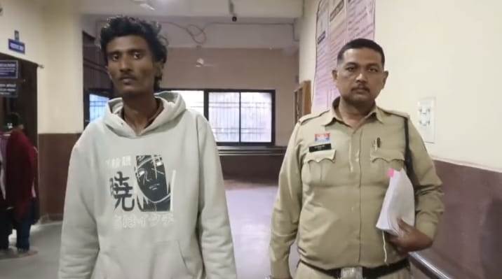 नाबालिग लड़की को अश्लील फोटो भेजने वाला महाराष्ट्र से गिरफ्तार 