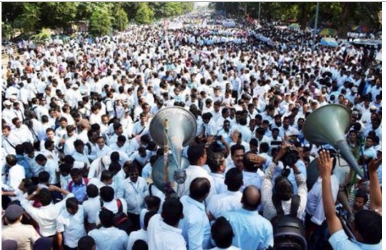 तमिलनाडु के वरिष्ठ अध्यापक 26 दिसंबर को वेतन असमानता को लेकर करेंगे राज्यव्यापी विरोध प्रदर्शन 