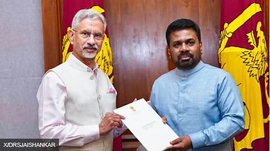 भारत ने दित्वाह तूफ़ान से हुए नुक़सान से निपटने के लिए श्रीलंका के लिए पैकेज का एलान किया