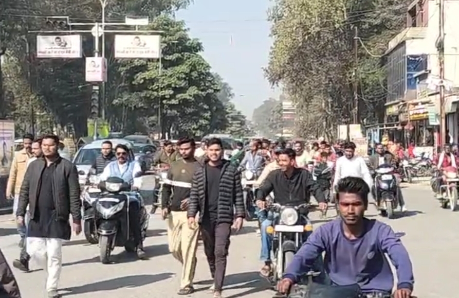 अंबिकापुर बंद रहा, पुलिस सतर्क