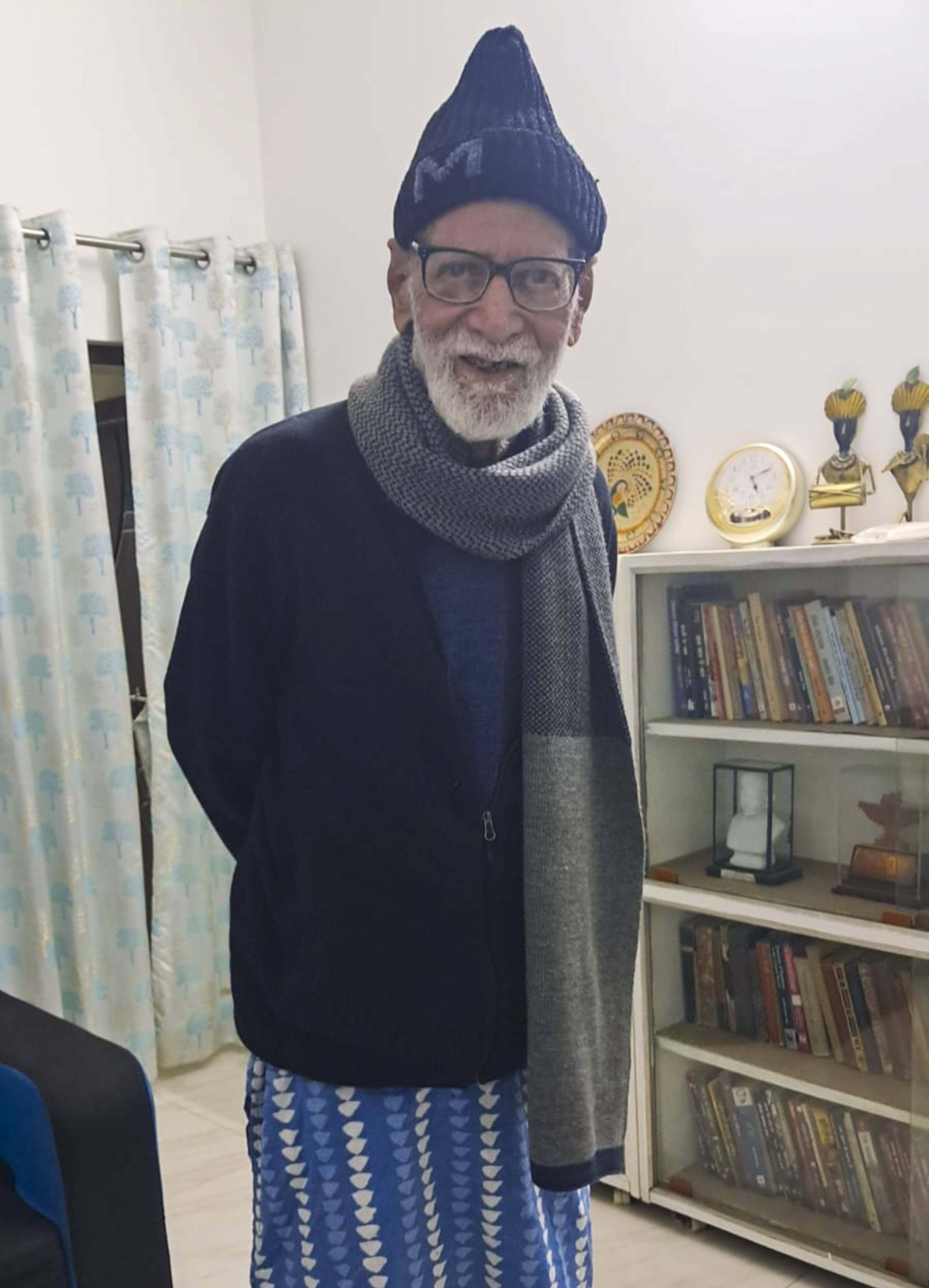 बनारस को चौपाटी बना दिया गया है : काशीनाथ सिंह