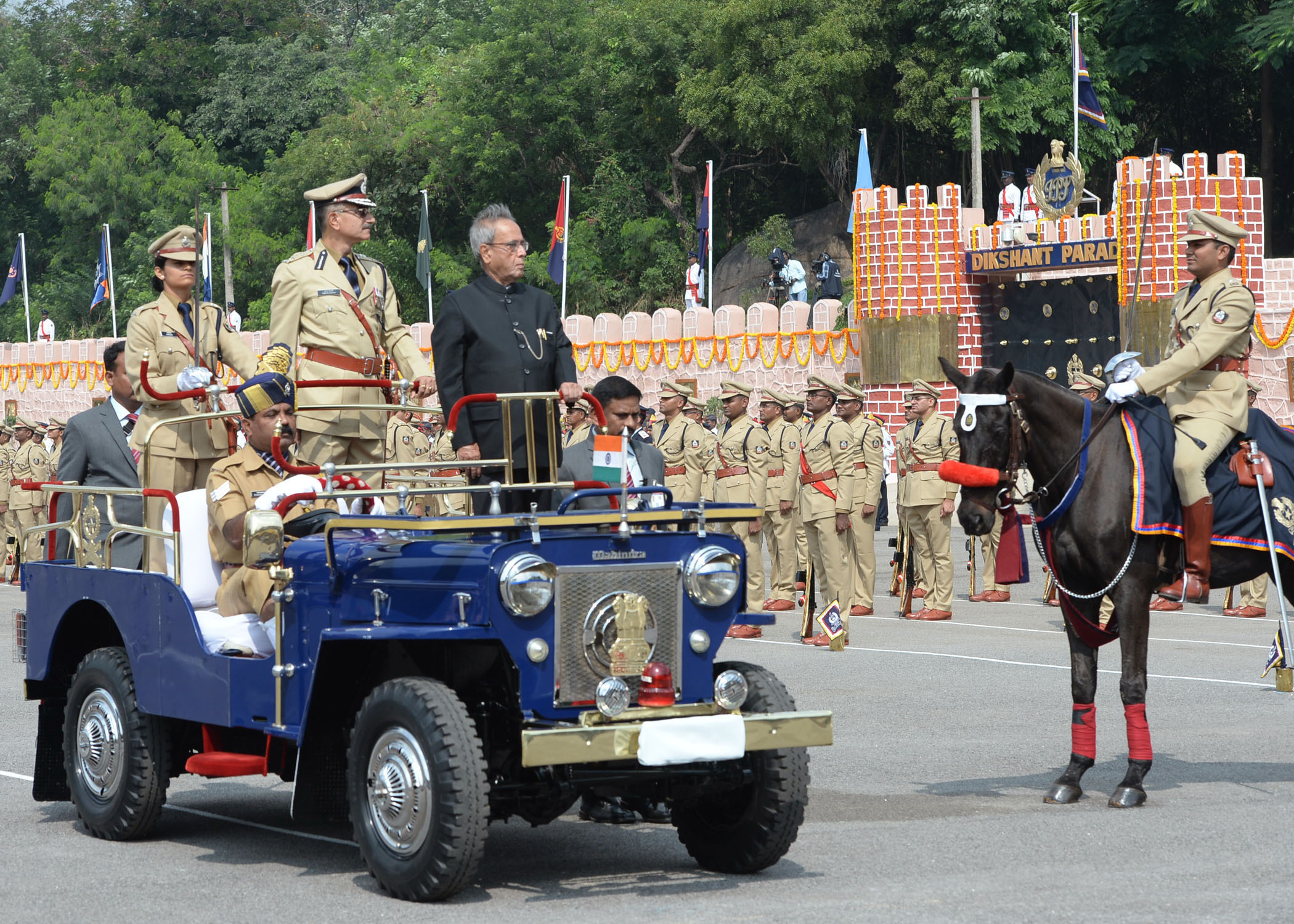 ‘छत्तीसगढ़’ का  संपादकीय :  सलामी गारद की समाप्ति,  हमारे लिखने का इतिहास