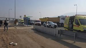 एक हमले में दो इसराइलियों की मौत, पुलिस ने क्या बताया