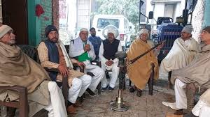 यूपी: बागपत में एक खाप पंचायत ने बच्चों के स्मार्टफ़ोन इस्तेमाल करने पर लगाई पाबंदी