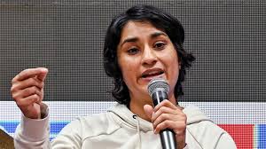 उन्नाव रेप केस और बृजभूषण शरण सिंह के बयान पर ये बोलीं विनेश फोगाट