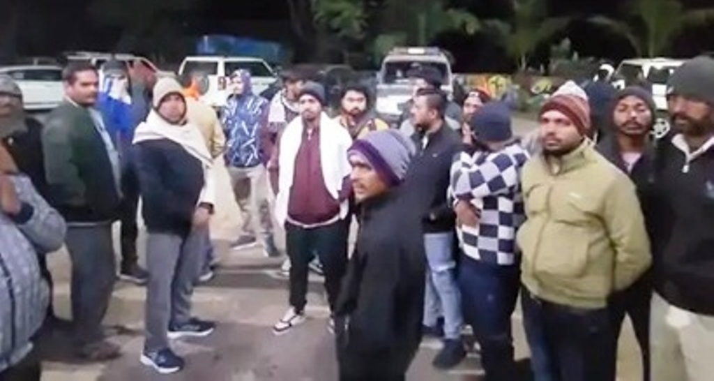 गौरेला जिला अस्पताल में डॉक्टरों-स्टाफ से मारपीट, महिला डॉक्टरों को बनाया निशाना