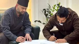 नेपाल में प्रधानमंत्री पद के उम्मीदवार बने बालेन शाह को जानिए, महज़ तीन सालों में कैसे राजनीति में छाए