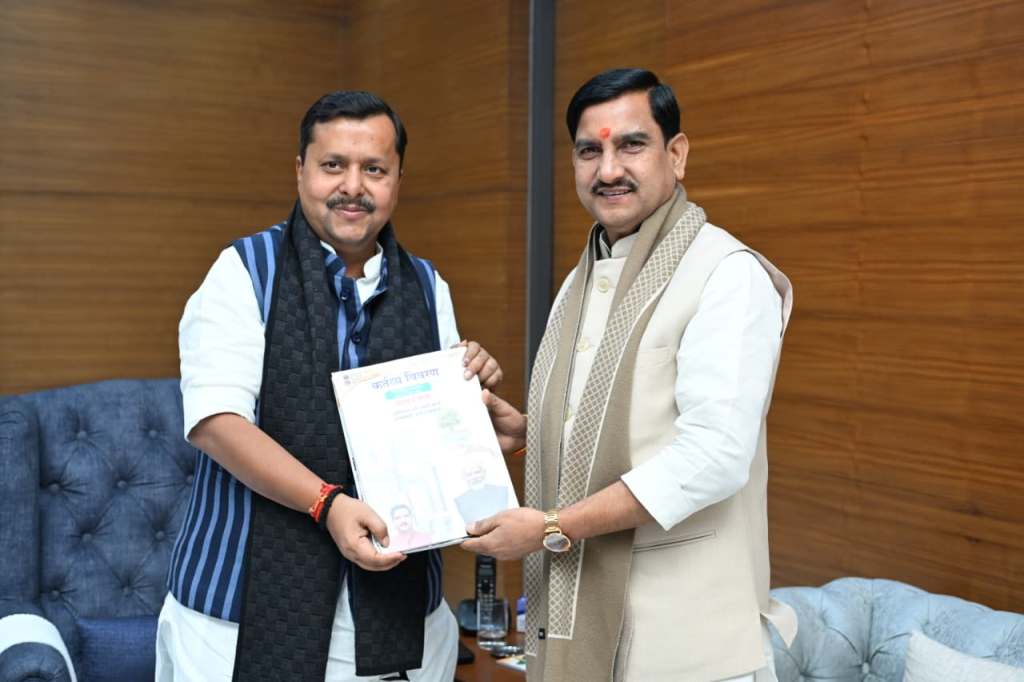 तोखन साहू ने भाजपा राष्ट्रीय कार्यकारी अध्यक्ष नितिन नबीन से की सौजन्य भेंट