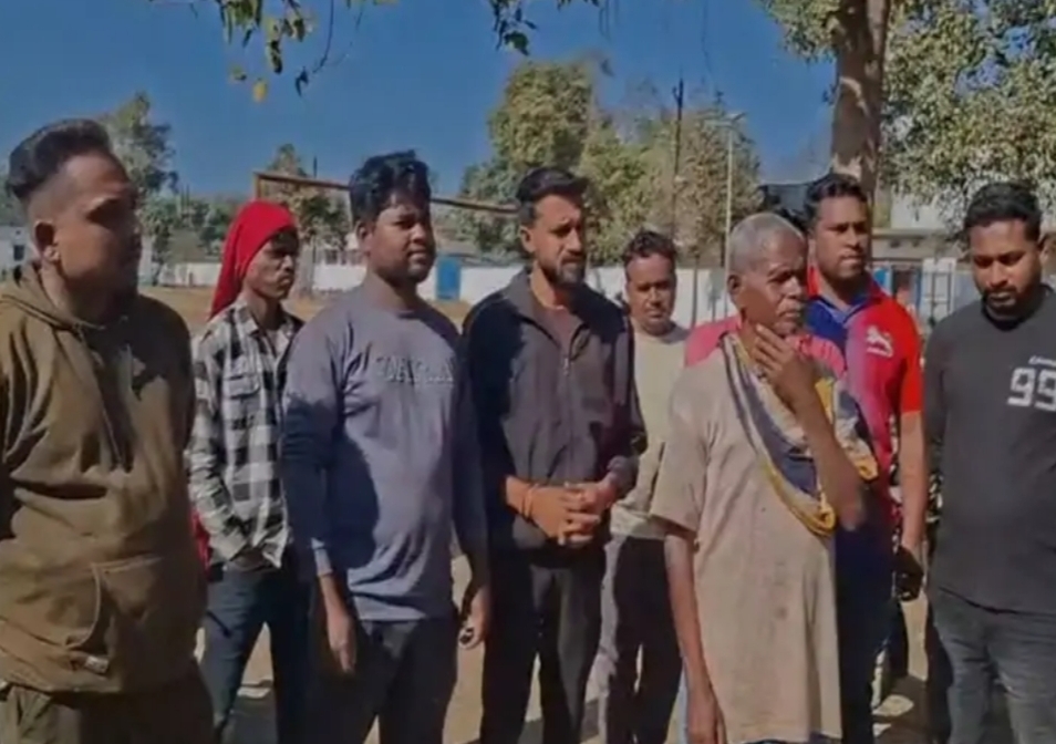 रेबीज संक्रमित कुत्ते द्वारा काटे बकरे की बलि, 400 ग्रामीणों ने खाया प्रसाद