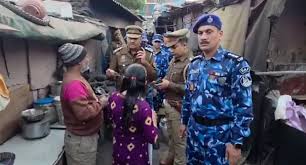 ग़ाज़ियाबाद: 'बांग्लादेशियों' की पहचान करने गई पुलिस टीम पर सवाल, वीडियो वायरल होने के बाद दी सफ़ाई