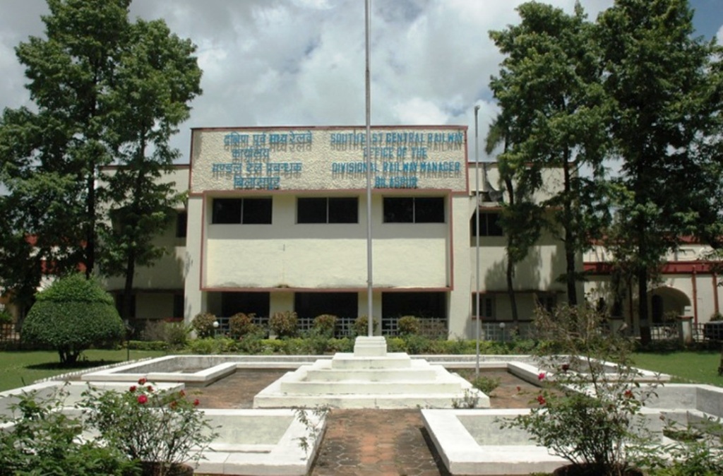 टिकट चेकिंग में  बिलासपुर मंडल ने 12.70 करोड़ का राजस्व, देश का चौथा श्रेष्ठ मंडल