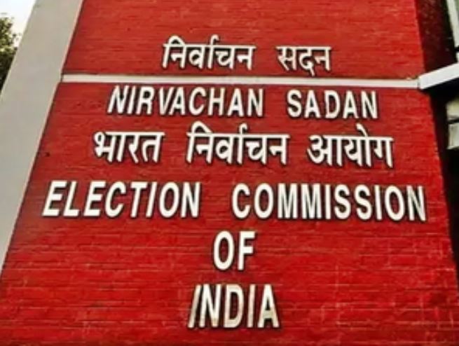 पश्चिम बंगाल में एसआईआर विवाद: टीएमसी सांसद ने दायर की याचिका, कहा- योग्य मतदाताओं के नाम हटाए जा रहे हैं