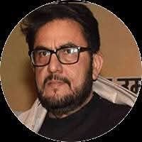 राष्ट्रीय परिसंवाद में अतिथि कथाकार को सभा से बाहर भेज दिया, कुलपति के बर्ताव से साहित्यकारों में आक्रोश