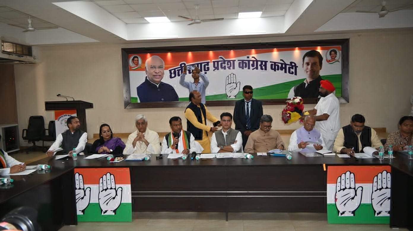 मनरेगा बंद करने के विरोध में सामूहिक  उपवास पर बैठेंगे कांग्रेसजन