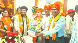 महाराष्ट्र: बीजेपी में शामिल हुए पार्षदों के ख़िलाफ़ अदालत जाएगी कांग्रेस