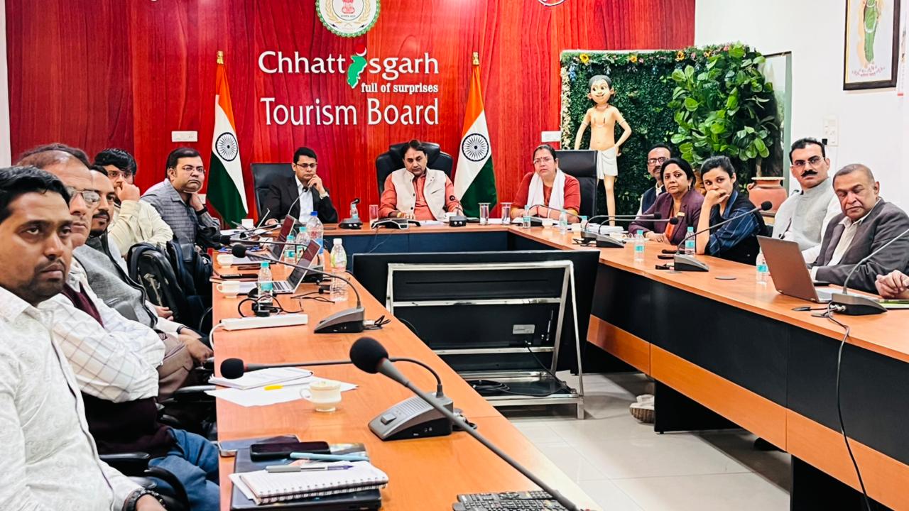 फिल्म सिटी का भूमिपूजन 21 को, मुंबई की ईगल स्टूडियोज़ ने प्रोजेक्ट का मास्टर प्लान प्रस्तुत किया