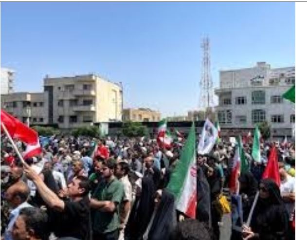 ईरान में अमेरिकी सैन्य कार्रवाई की आशंका के बीच दुनिया के कौन देश किसके साथ