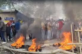 पश्चिम बंगाल में एसआईआर का विरोध, बीडीओ कार्यालय में तोड़-फोड़