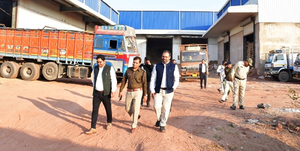 कस्टम मिलिंग में बड़ी गड़बड़ी, मुंगेली की 14 राइस मिलें सील