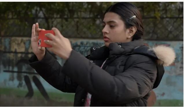 'जब महिलाएं पेंटिंग में सुरक्षित नहीं हैं तो असल ज़िंदगी में कैसे होंगी', ग्वालियर में चित्रों से बदसलूकी का मामला