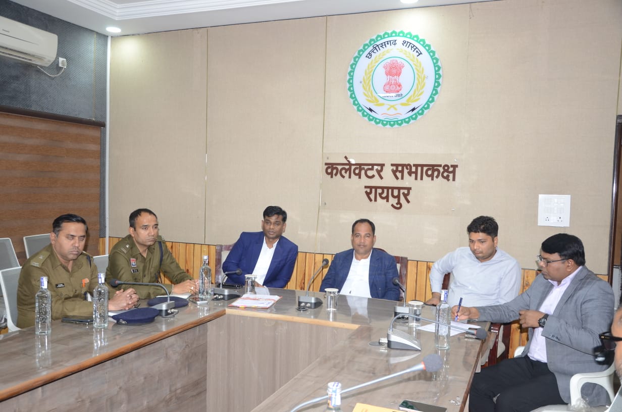 क्रिकेट स्टेडियम में सीसीटीवी..