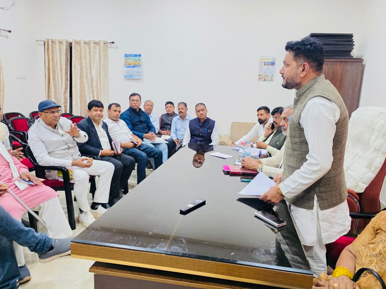 साहू समाज में अब प्री वेंडिंग शूटिंग प्रतिबंध 