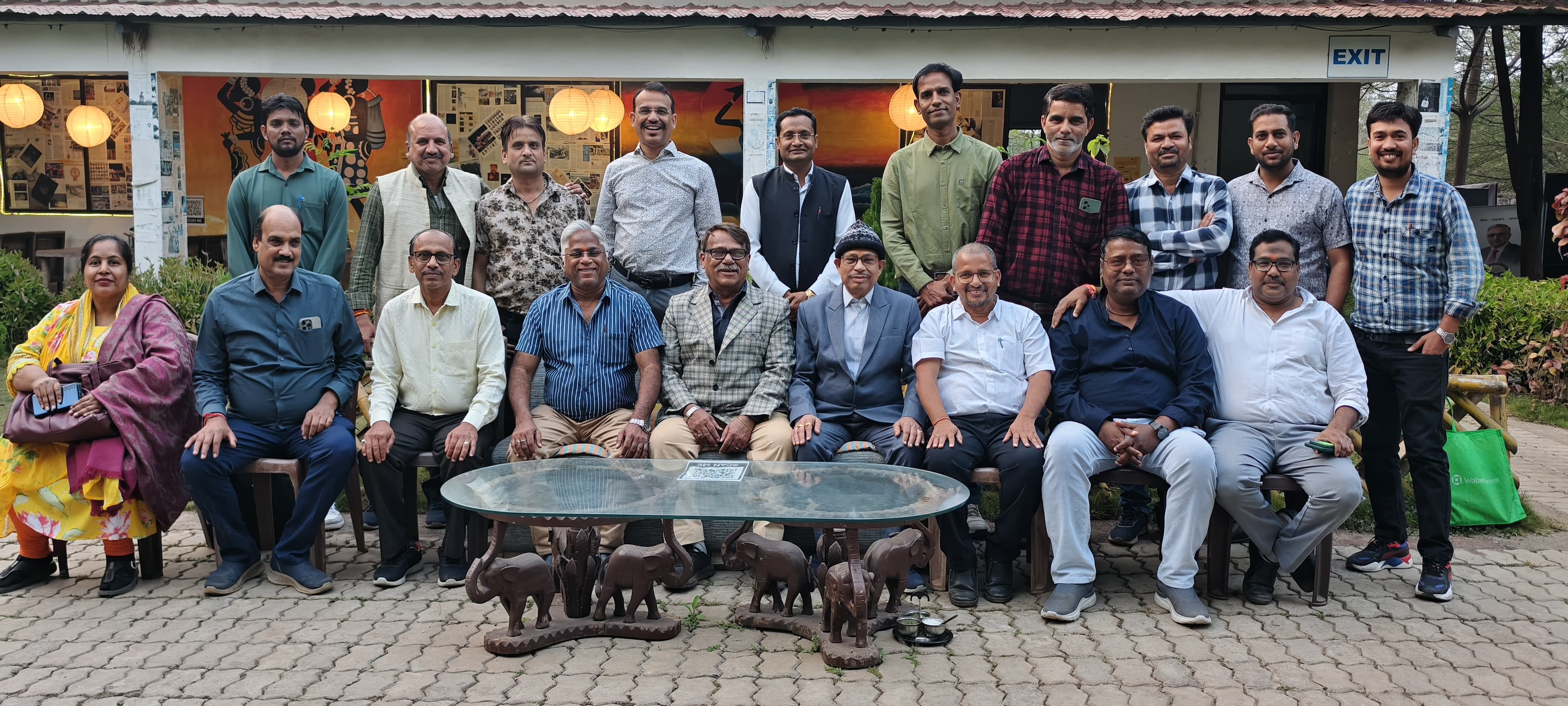 निजी नर्सिंग कॉलेज एसो. के चौबे अध्यक्ष, चंदेश्वर सचिव