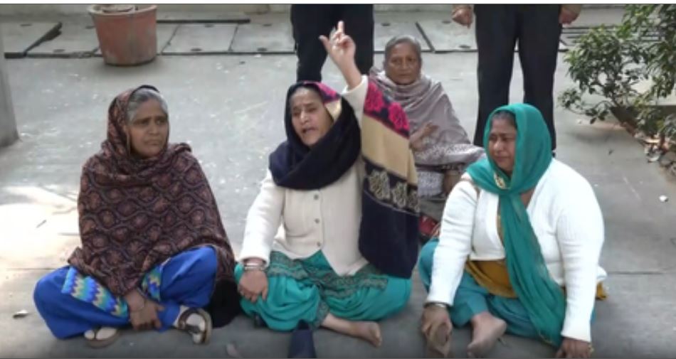 1984 दंगा मामला: कोर्ट के फैसले पर पीड़ित परिवारों का फूटा गुस्सा, कहा-सज्जन सिंह को जिंदा रहने का भी अधिकार नहीं 