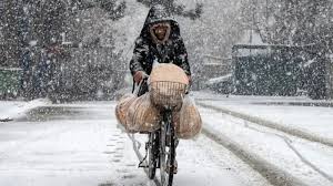 अफ़ग़ानिस्तान में भारी बर्फ़बारी, कम से कम 40 लोगों की मौत