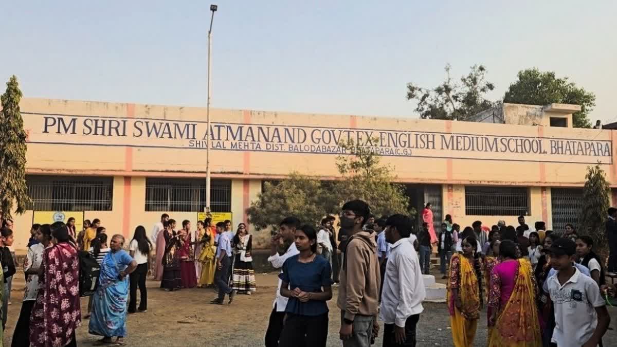 बसंत पंचमी पर स्कूल में चाकूबाजी, एक छात्र घायल