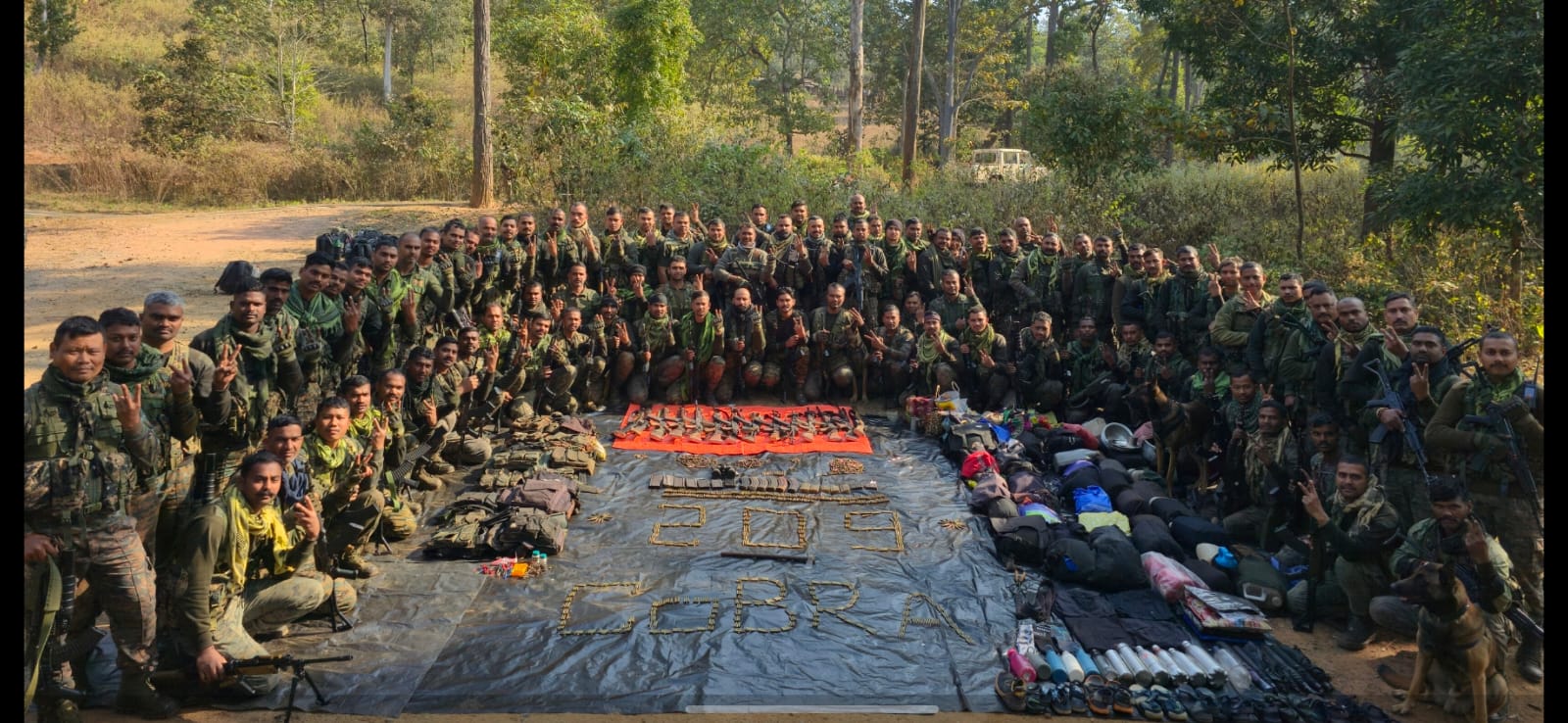 माओवादियों के लगाए बीयर बोतल में 16 प्रेशर आईईडी बरामद