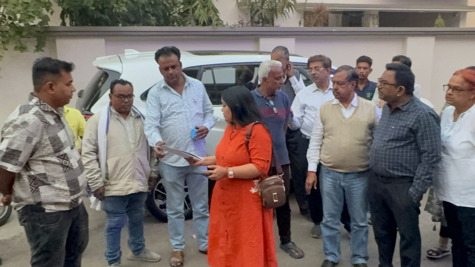 पिटबुल के पालक डा अक्षत राव के घर नोटिस चस्पा, निगम भी करेगा एफ‌आईआर