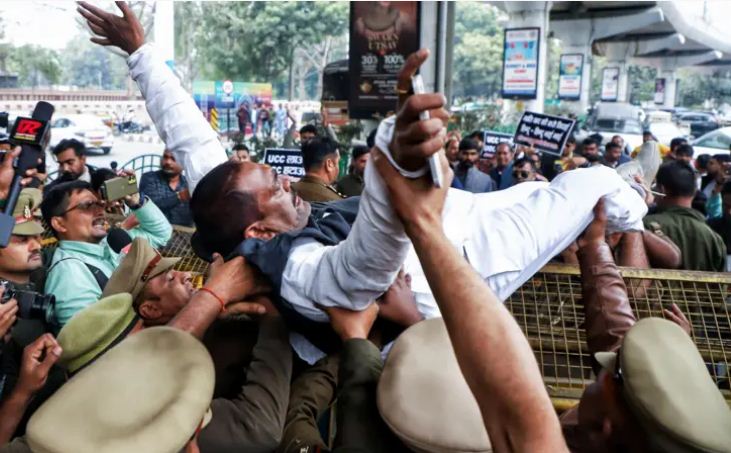 यूजीसी के नए नियमों का बीजेपी के अंदर भी विरोध, शिक्षा मंत्री के बयान के बाद भी क्यों नहीं थम रहा बवाल?