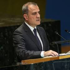 यूएई और सऊदी अरब के बाद अज़बैजान ने भी किया वही फ़ैसला