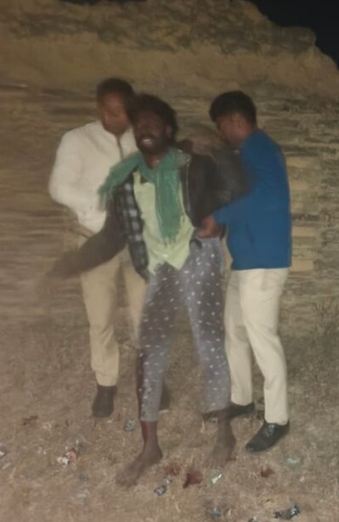 डकैत गैंग से पुलिस की मुठभेड़, सरगना के पैर में लगी गोली