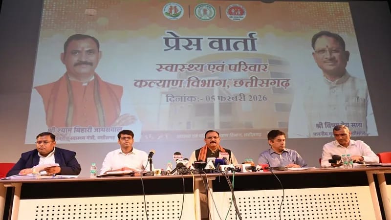 अगले 3 वर्ष में आयुष्मान आरोग्य मंदिर के विस्तार से गांवों में ही शहरों जैसी जांच सुविधाएं- मंत्री 