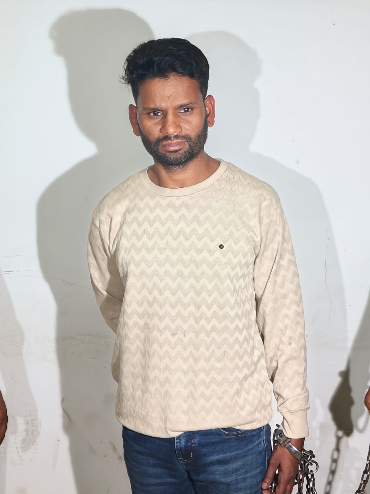 प्रदेश देश में घूम घूमकर चोरियां करने वाला कवर्धा का लोकेश फिर गिरफ्तार 