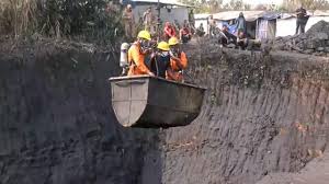 मेघालय की अवैध खदान से चार और शव बरामद, मरने वालों की संख्या 25 हुई