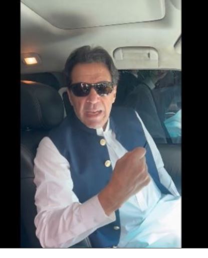 'इमरान खान की दाहिनी आंख में रोशनी सिर्फ 15 फीसदी बची,' वकील ने कोर्ट को बताया