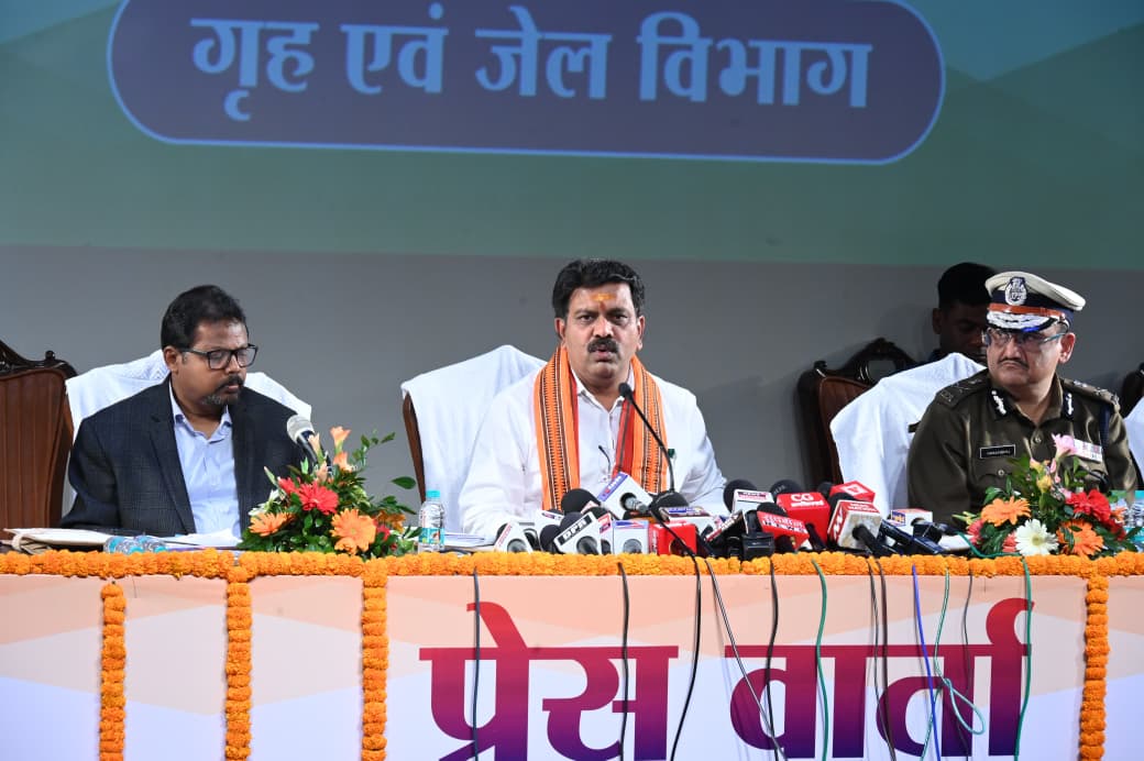 नशा कारोबारियों की होगी संपत्ति जब्त 