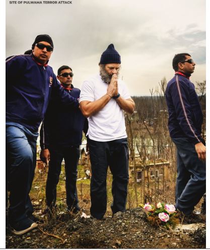 'बलिदान के लिए देश सदैव ऋणी रहेगा', राहुल गांधी समेत कई विपक्षी नेताओं ने पुलवामा हमले के शहीदों को याद किया