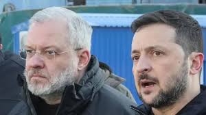 यूक्रेन: देश छोड़ने की कोशिश करते वक़्त हिरासत में लिए गए पूर्व ऊर्जा मंत्री