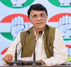 पुरी का एप्सटीन के साथ 62 बार ईमेल का आदान-प्रदान हुआ, 14 बार मिले: कांग्रेस