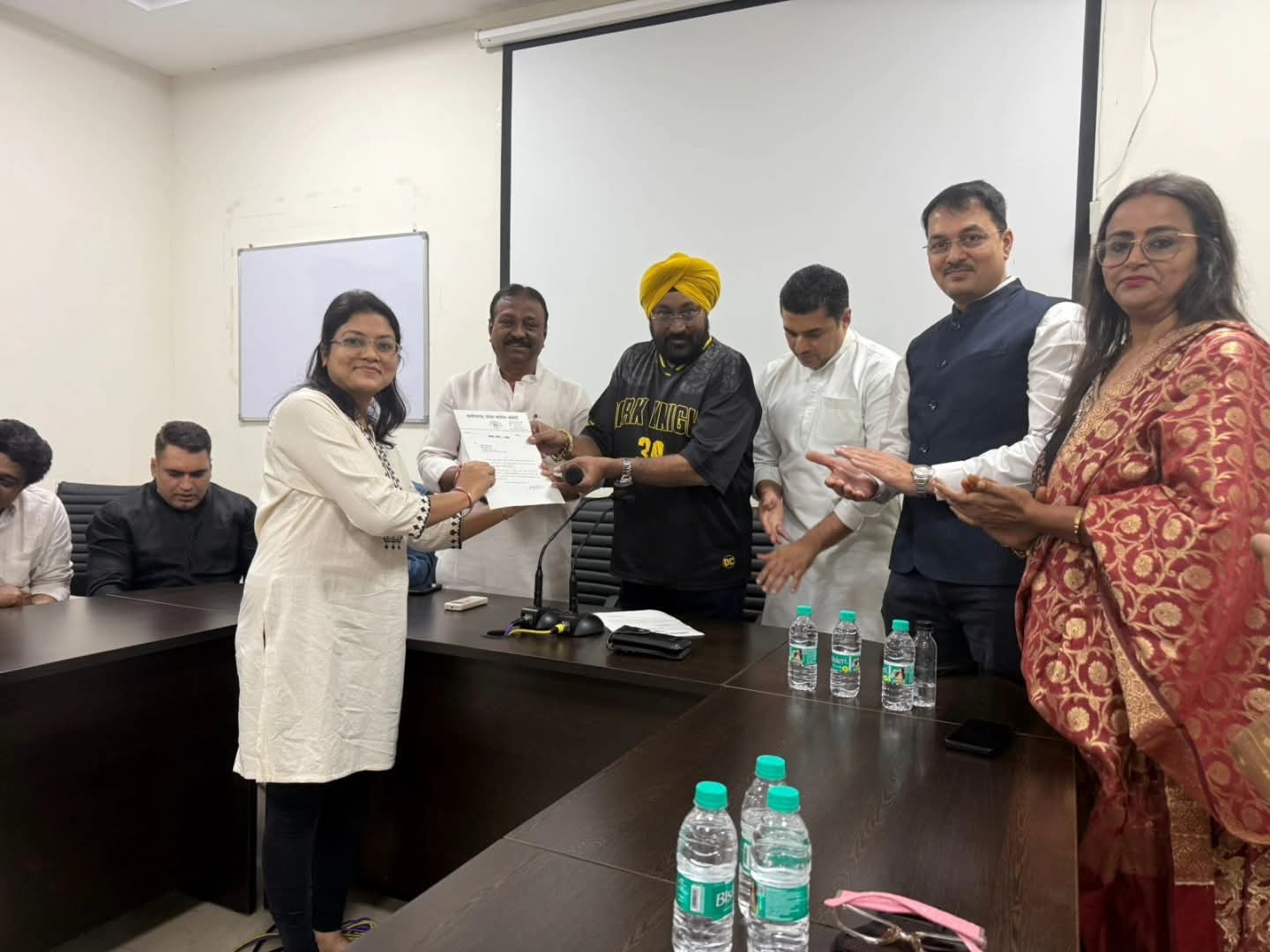 कनेक्ट सेंटर के पदाधिकारियों को लोकसभावार जिम्मेदारी 