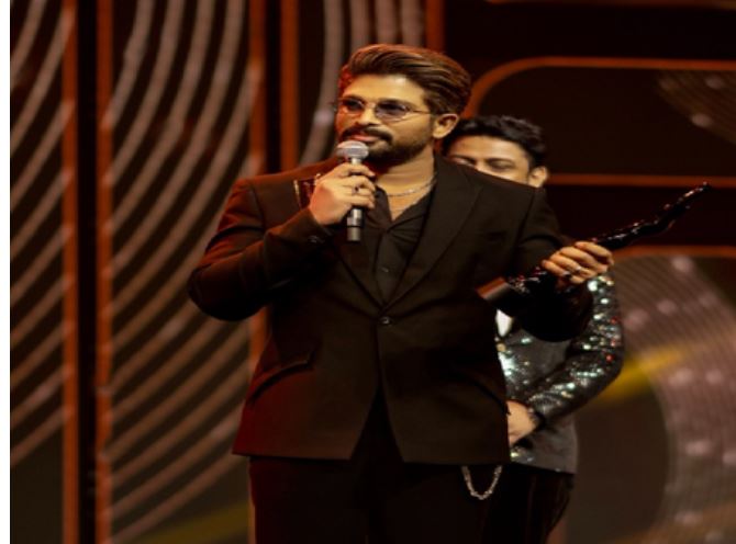 70वें फिल्मफेयर पुरस्कार में छाई 'पुष्पा 2', जानें फिल्म की झोली में गिरे कितने अवॉर्ड 