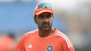 टी20 वर्ल्ड कप: अक्षर पटेल को प्लेइंग इलेवन से बाहर रखने पर आर अश्विन ने उठाए सवाल