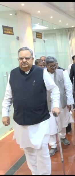 स्पीकर रमन सिंह स्वास्थ्य जांच के लिए कोयंबटूर रवाना 